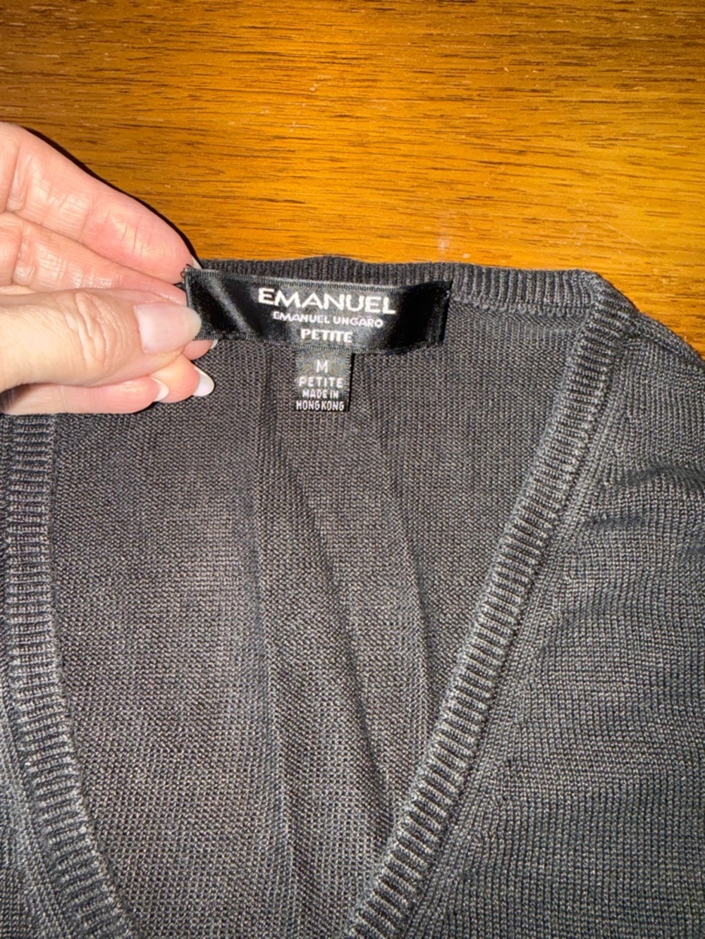 Emanuel Ungaro Petite V-Neck Short Sleeve Top in Charcoal - Picture 7 of 10